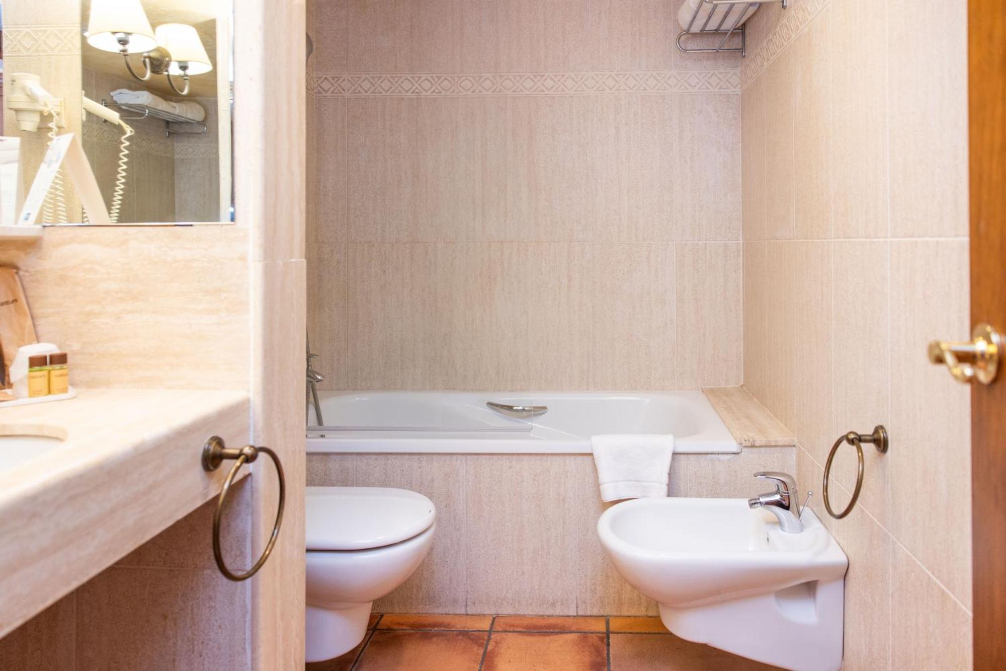 Rvhotels Vila De Tossa (Adults Only) 또사데마르 외부 사진